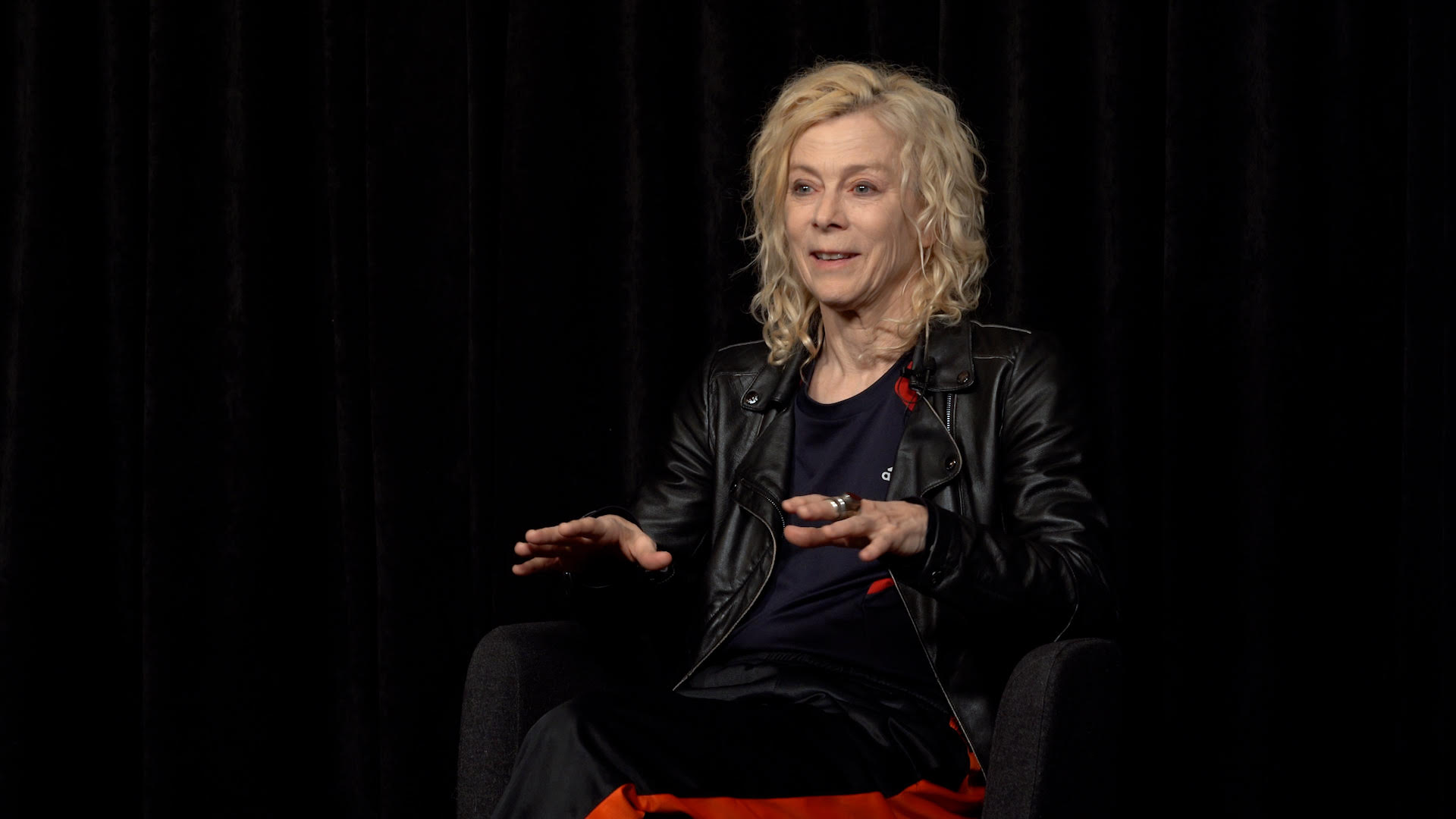 Louise Lecavalier Artist Interview : Never Apart, image size:1920x1080